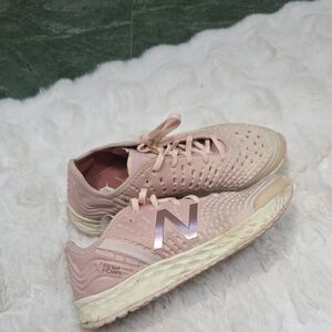 New Balance Pink Sneakers with Suede Upper and Retro Design